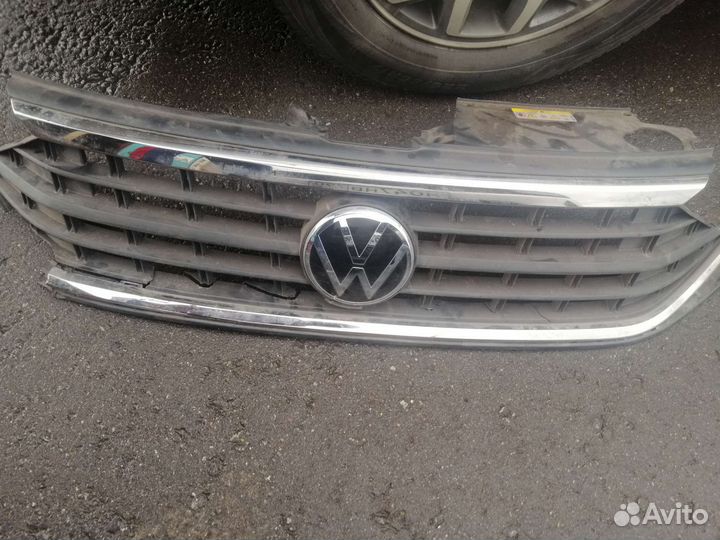 Решетка радиатора VW Polo Sedan 6 Поло Седан 6