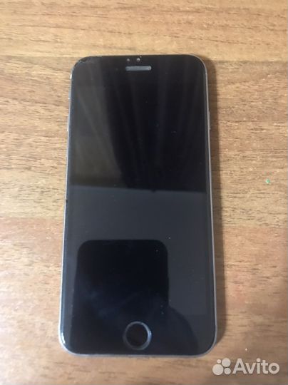 Телефон iPhone 6s