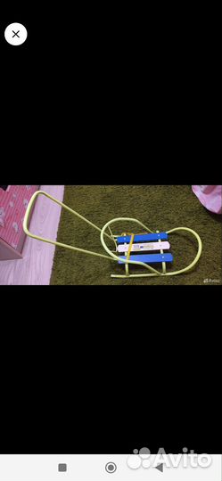 Санки для кукол с толкателем