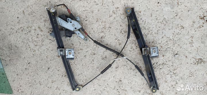 Стеклоподъемник передней правой двери, Форд