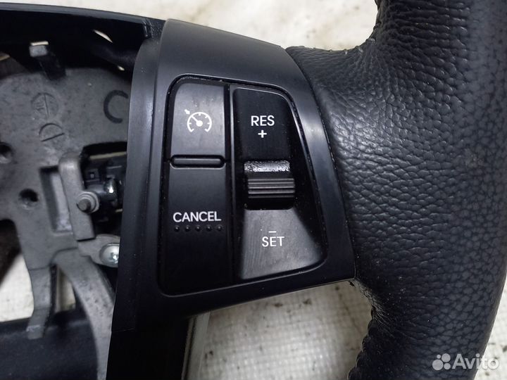 Руль Kia Sorento 2011 561302P000