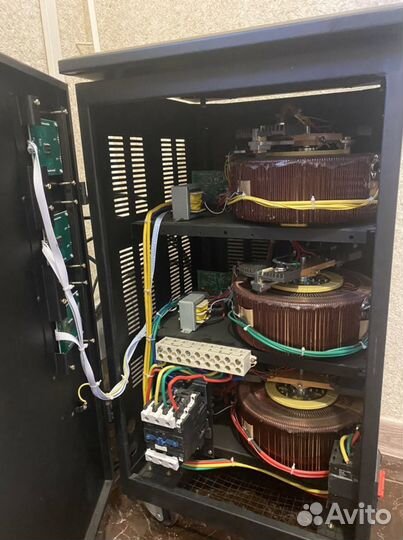 Стабилизатор напряжения новый ресанта