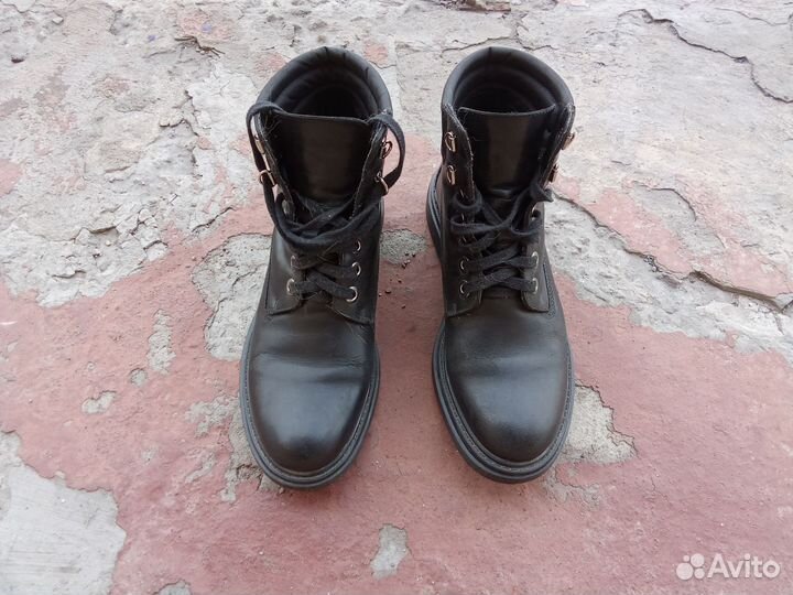 Ботинки женские