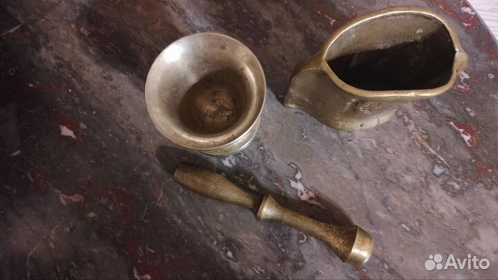 Вазочка- салфетница и ступка из бронзы или латуни