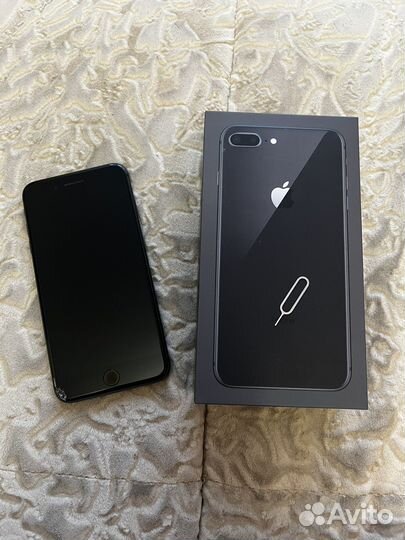 iPhone 8 Plus, 64 ГБ