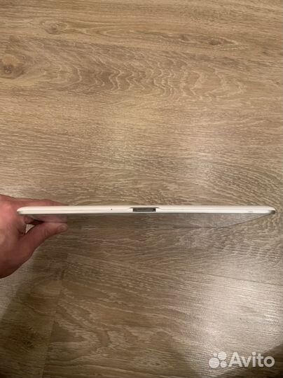 Планшет Samsung tab 10