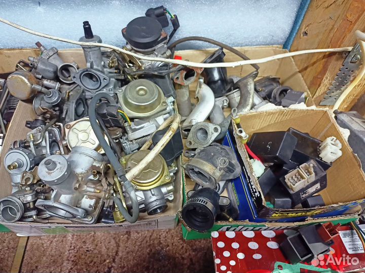 Запчасти для китайских скутеров и мотоциклов