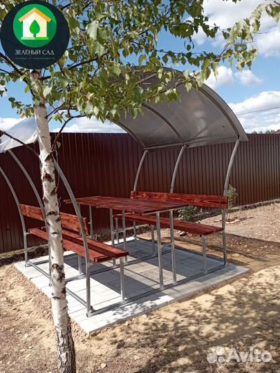 Беседка с мебелью