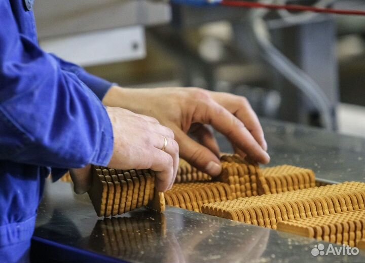 Упаковщица на кондитерскую фабрику