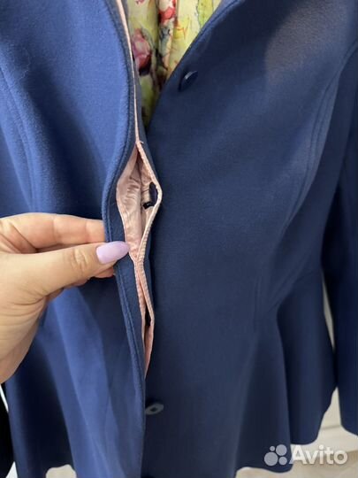 Полупальто женское 56
