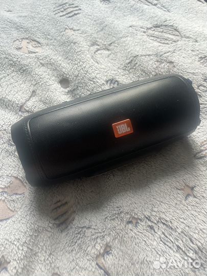Колонка JBL (не работает)