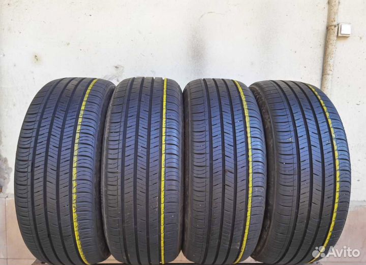 Kumho Solus TA31 215/55 R17 94V