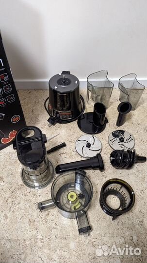 Соковыжималка шнековая Redmond RJ-912S