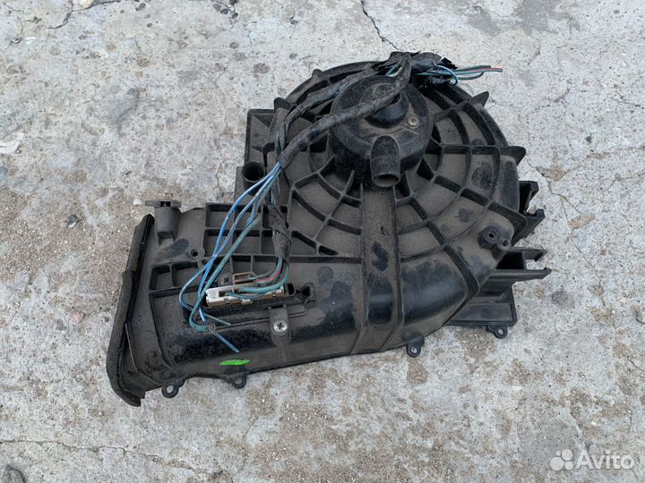 Моторчик печки Nissan Almera Tino 2000-2006