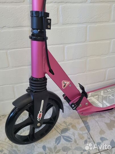 Самокат Урбан с ручным тормозом цветной