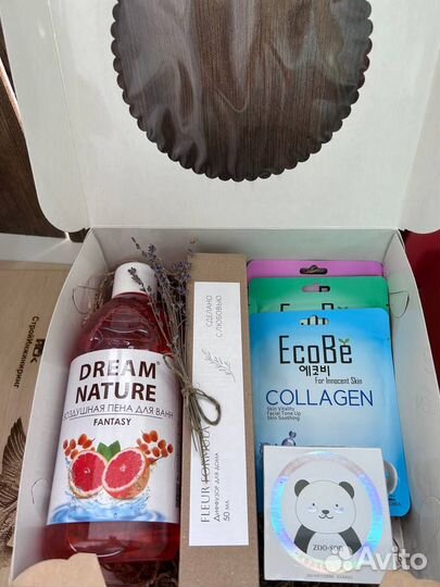 Подарочный набор с косметикой