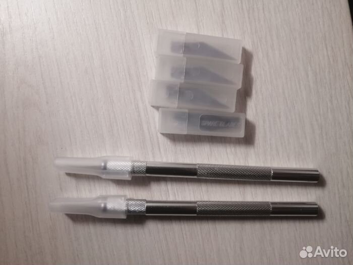 Скальпель хирургический № 11 со сменными лезвиями