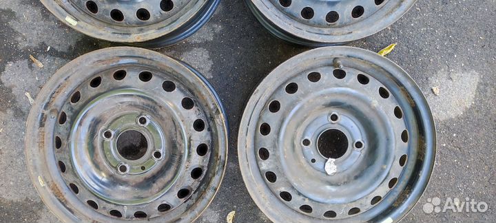 Диски r15 Nissan Tiida- 4шт