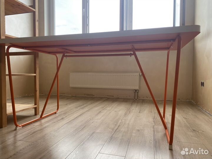 Компьютерный стол IKEA рюдебэкк