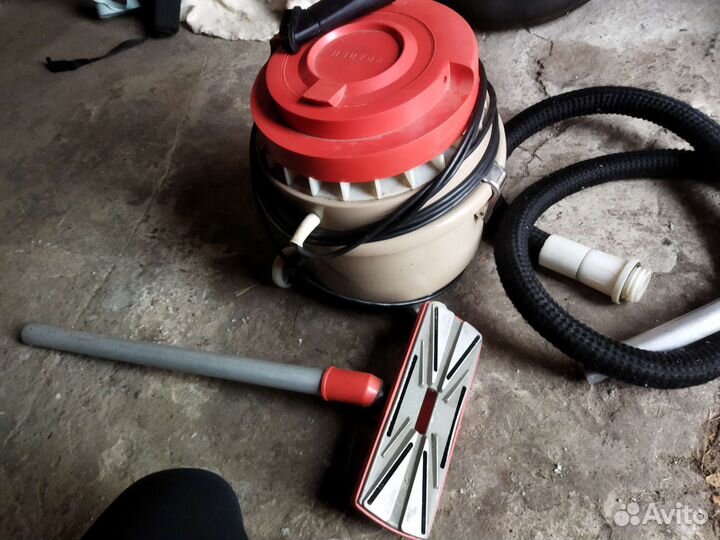 Пылесос 