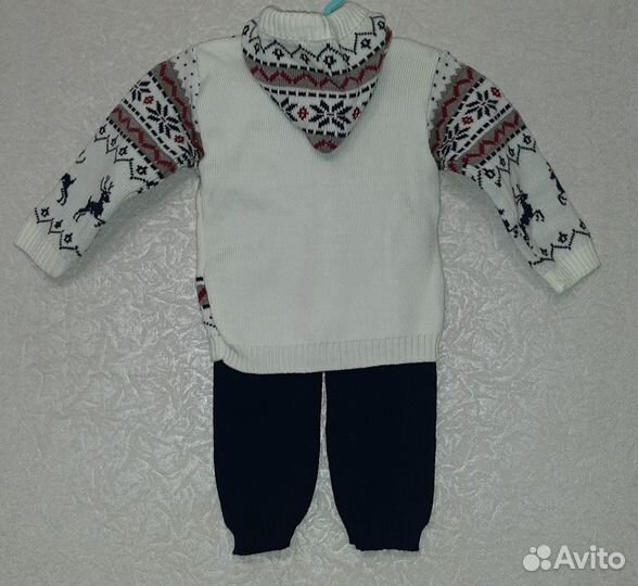 Костюм на мальчика 2-3 года