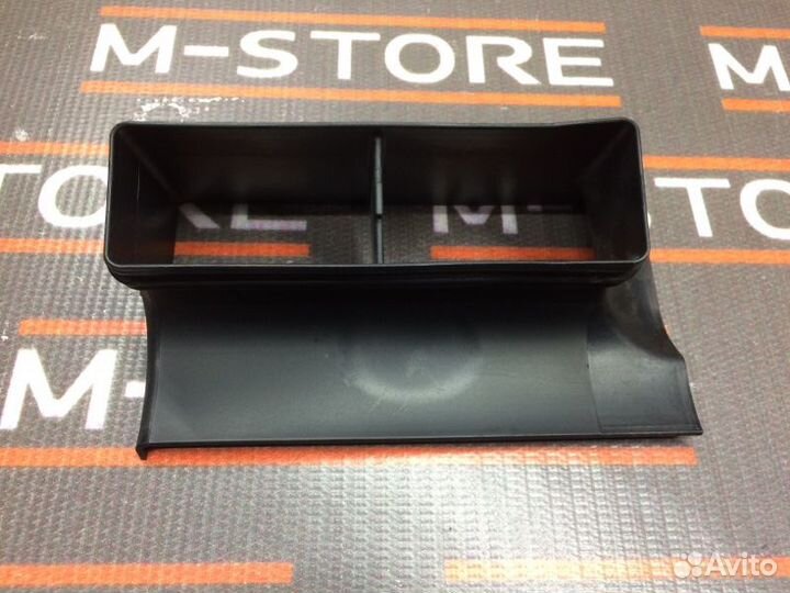 Воздухозаборник Audi A8 4E/D3 BVJ 2008