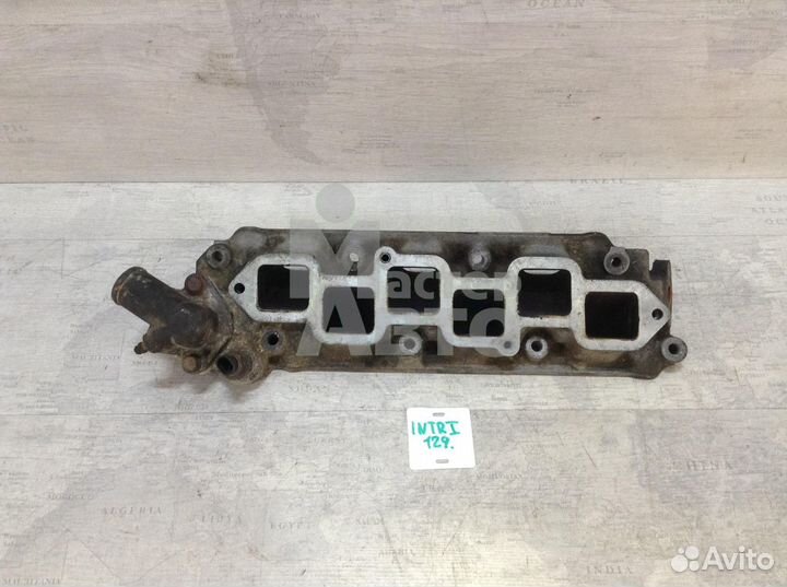 Коллектор впуск центральный Додж Интрепид 1