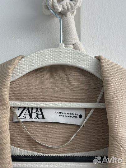 Пиджак женский Zara
