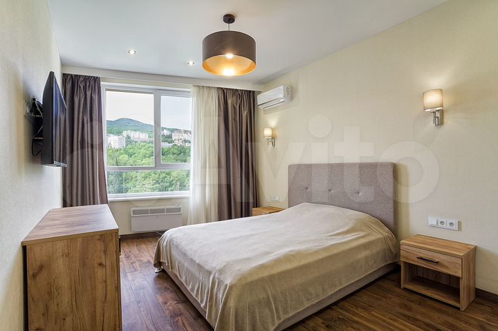 2-к. квартира, 65,5 м², 10/18 эт.