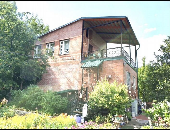 Коттедж 160 м² на участке 7 сот.