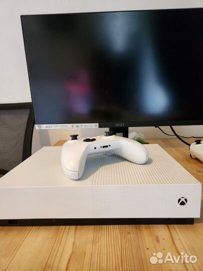 Xbox One S