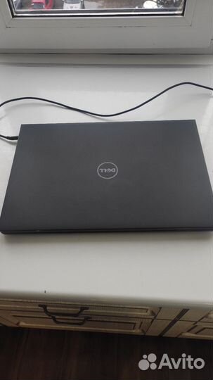 Ноутбук dell inspiron 15