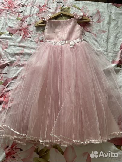 Праздничное платье для девочки (на 8-10лет 140см)