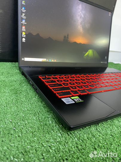 Игровой ноутбук MSI MS-17F6 RTX3050 тб1