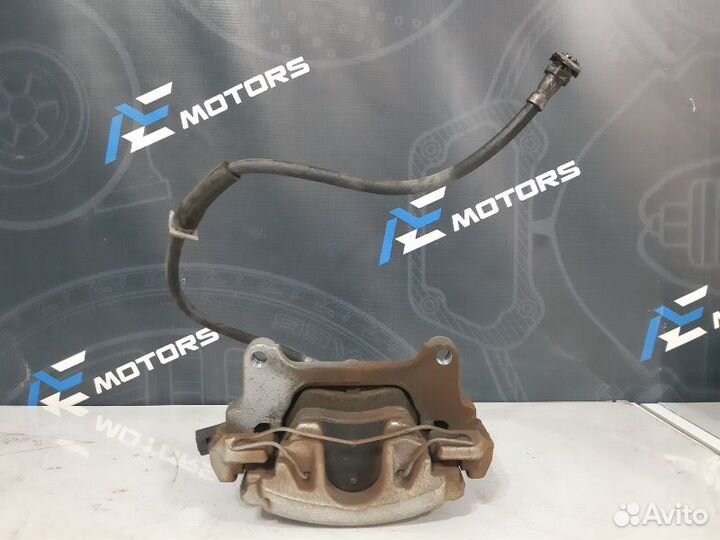 Суппорт передний левый Volkswagen Passat Variant