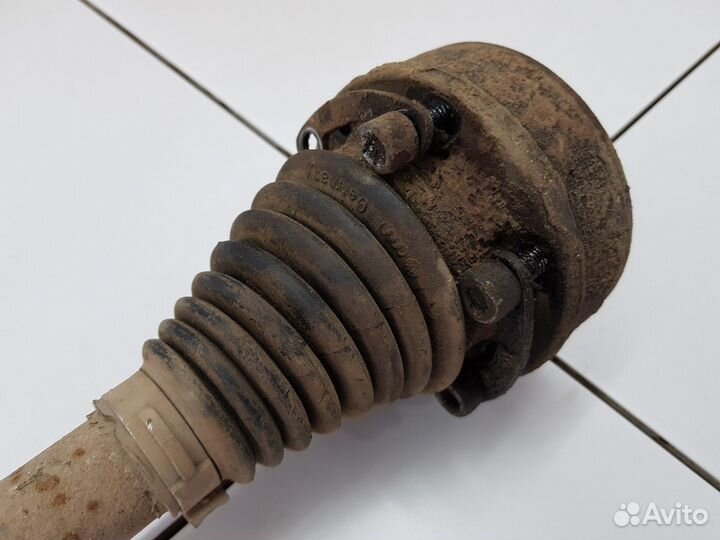 Полуось (привод) передний левый