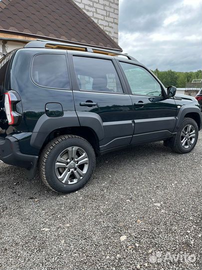 ВАЗ Niva Travel 1.7 МТ, 2023, 5 500 км