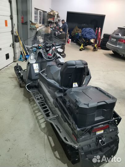 Polaris Titan 800