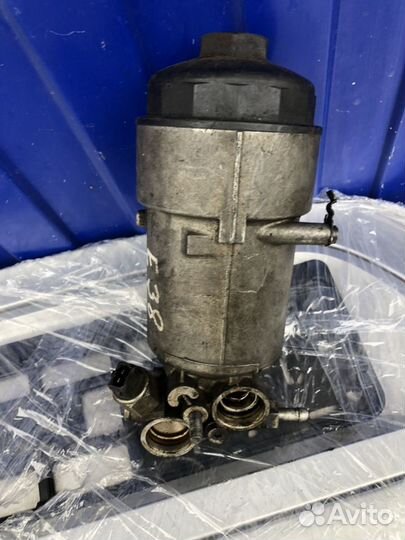 Корпус масленого фильтра на Бмв 7 E38 Кузов М60 М6