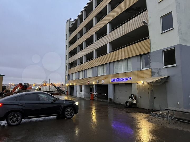 Машиноместо, 16 м²