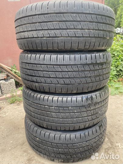 Kumho Sense KR26 225/50 R17 94H