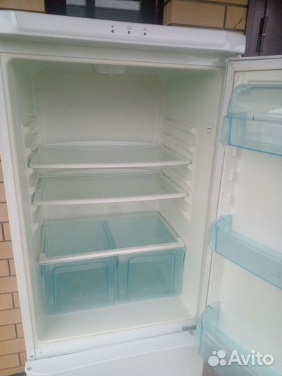 Холодильник бу electrolux