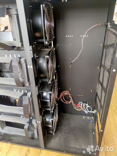 Корпус donnager для майнинг фермы на 8 карт