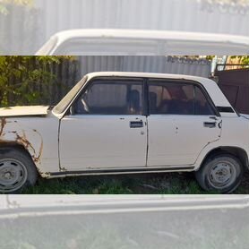 ВАЗ (LADA) 2107 1.6 MT, 1993, битый, 80 000 км