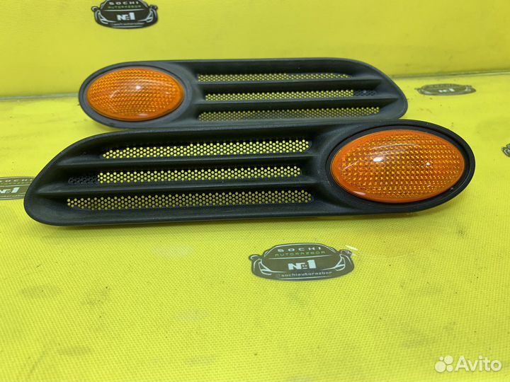 Повторитель в крыло Mini cooper R50 2001-2006