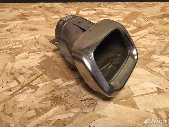 Насадка глушителя левая Mercedes X156 GLA