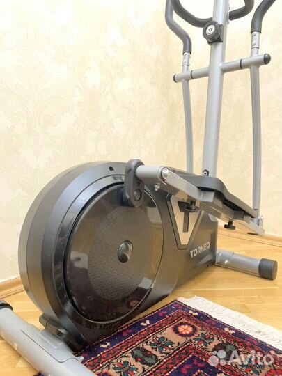 Эллиптический тренажер Torneo C-320 Festa