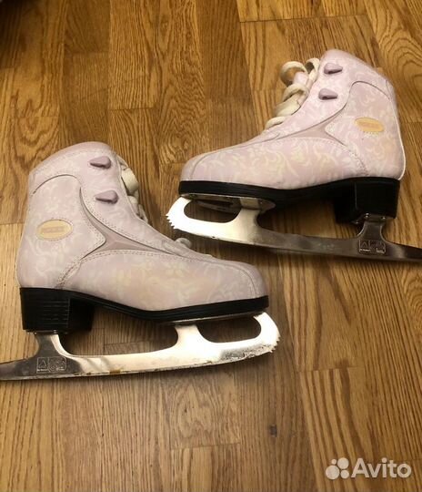 Коньки фигурные женские 38 EU размер