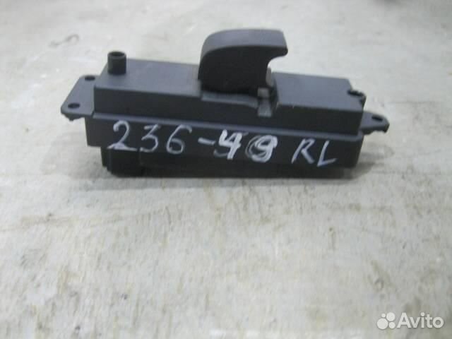 Кнопка стеклоподъемника задней левой двери от Maz