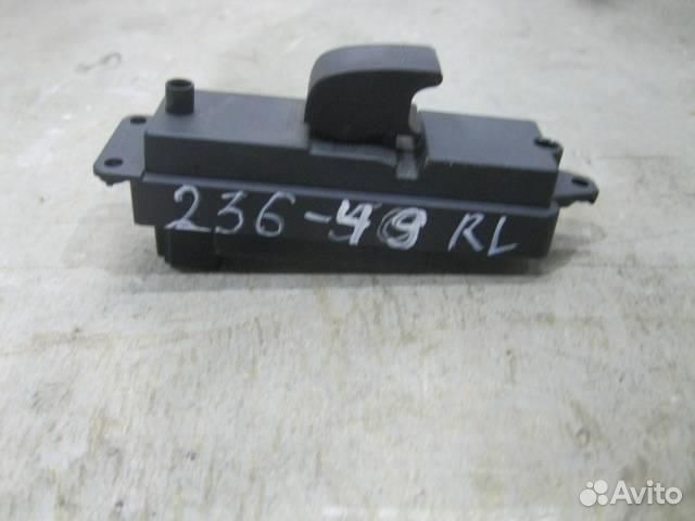 Кнопка стеклоподъемника задней левой двери от Maz